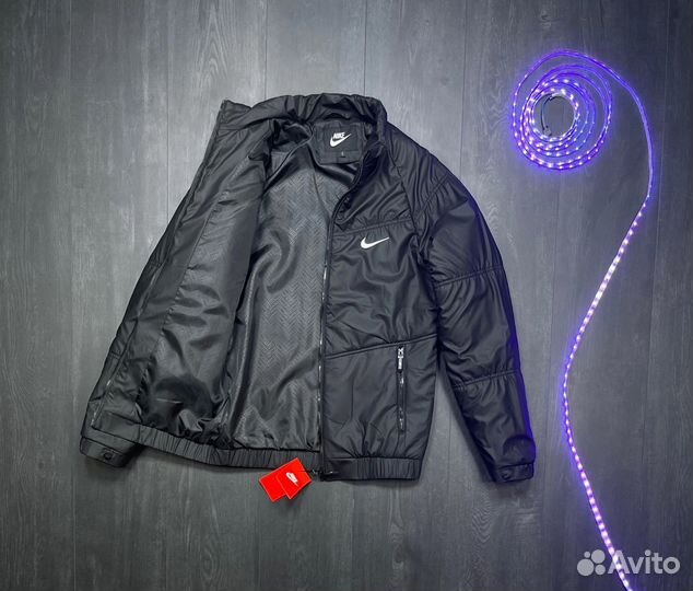 Куртка Nike (осень)