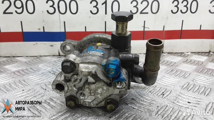 Насос гидроусилителя руля Nissan Primera P12 2004