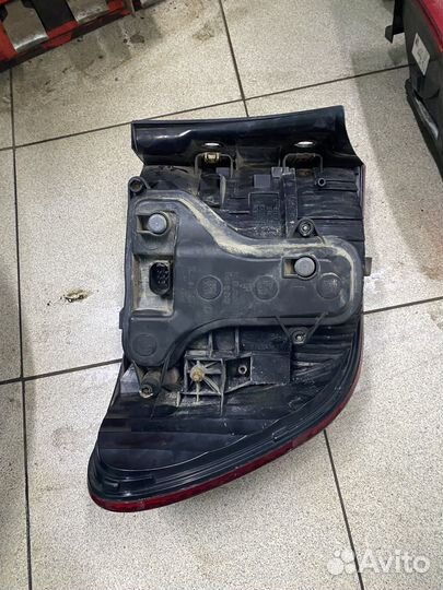 Задняя левая фара porsche cayenne