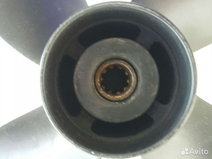 Винт для лодочного мотора Сузуки 9.9-15