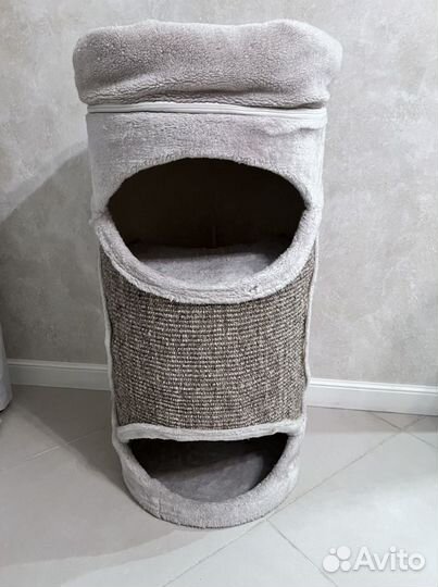 Когтеточка и домик для кошки
