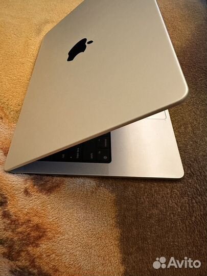 MacBook Pro 14 2021 M1 Max 32C 64GB/2TB Silver