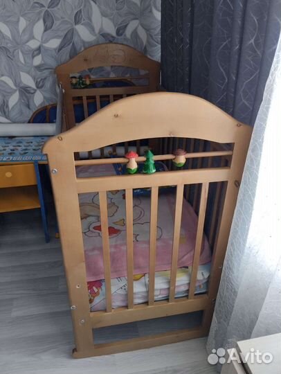 Детская кроватка