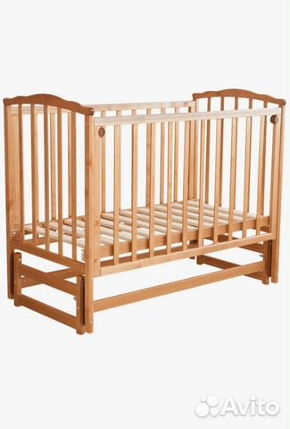 Детская кроватка с продольным маятником
