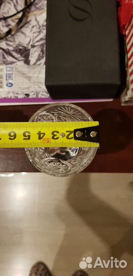 Хрустальные рюмки на ножке