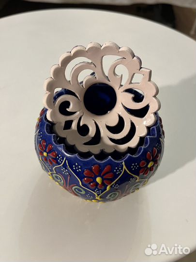 Шкатулка в виде граната