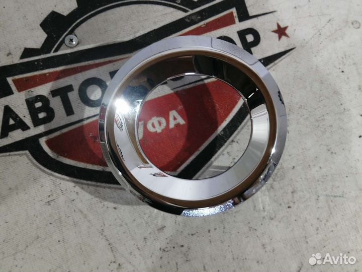 Решетка птф правая новая toyota prado 150 13-17