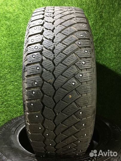 Gislaved Nord Frost 200 SUV 225/65 R17 106T