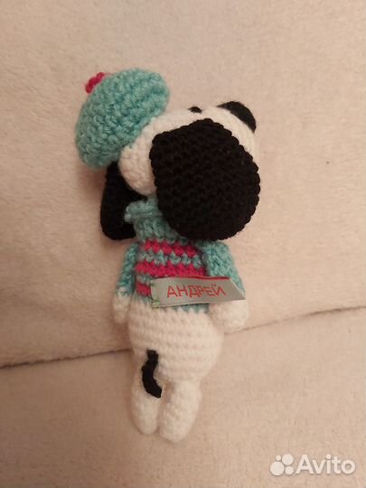 Вязаная игрушка Собачка в шапочке