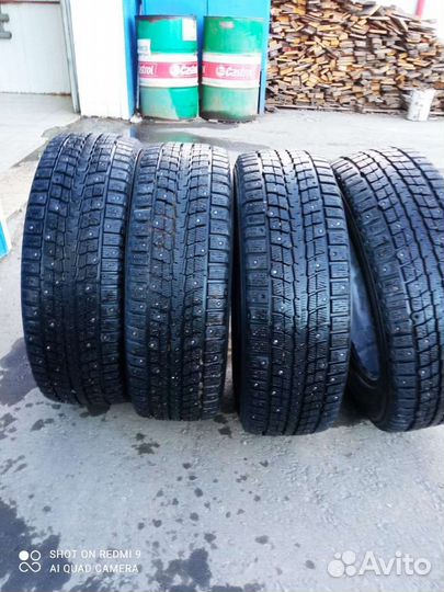 Dunlop SP Winter Ice 01 205/60 R16
