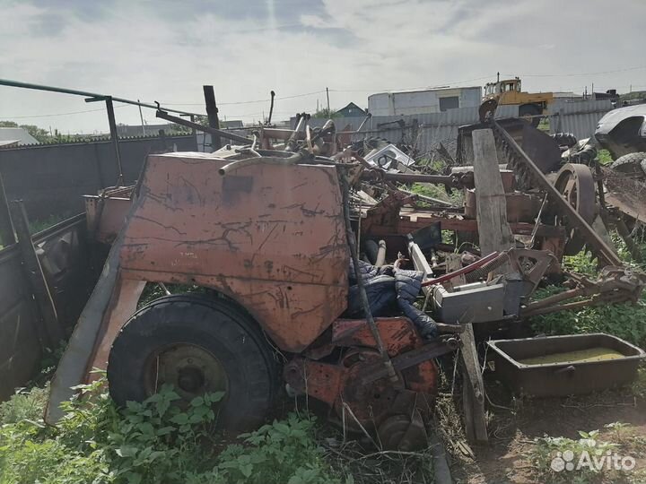 Пресс-подборщик Киргизстан ППЛ-Ф-1.6, 2000