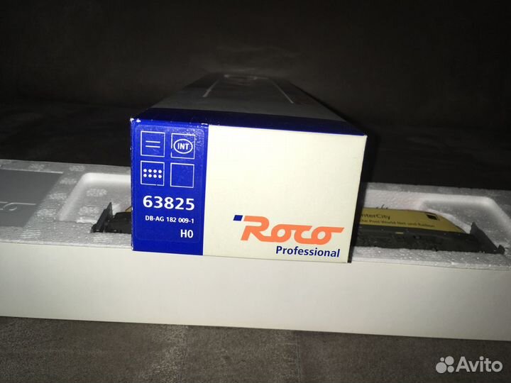 Продам локомотив Roco 63825 DHL