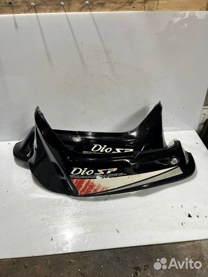 Боковой пластик honda dio 18