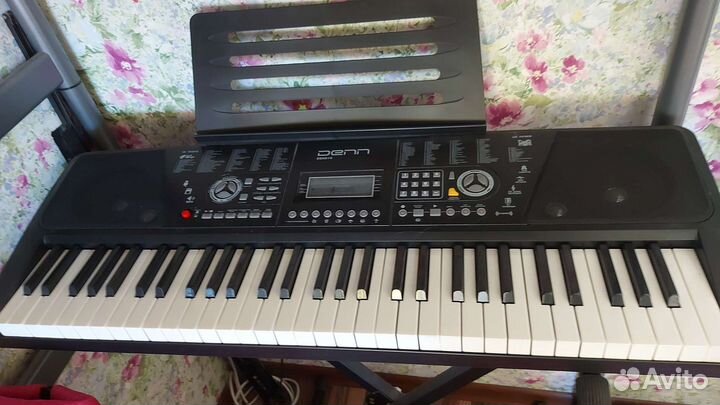 Синтезатор denn dek610