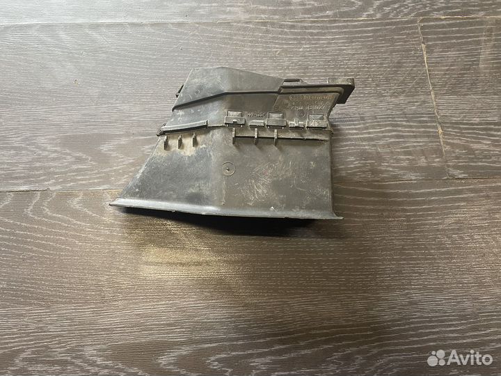 Воздуховод Audi A8 D2 077129617