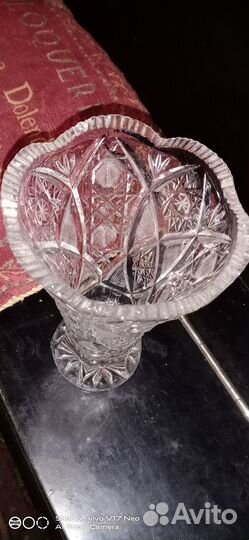 Вазы хрустальные 2 шт. СССР 20 см и 25 см