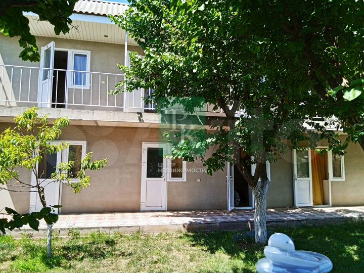 Дом 165 м² на участке 12 сот.