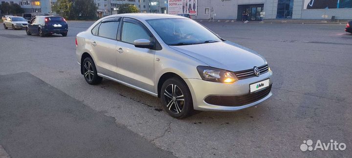 Volkswagen Polo 1.6 МТ, 2011, 139 000 км