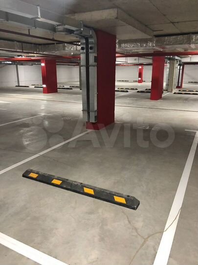 Машиноместо, 14 м²