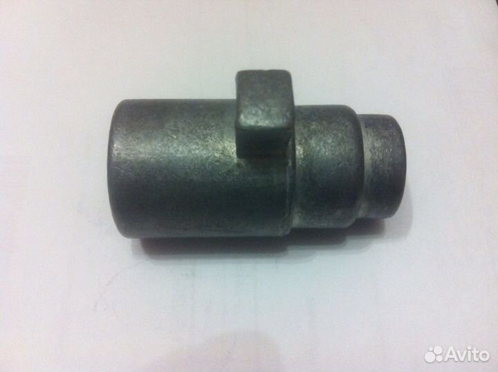 Втулка ремонтная подлокотника правая или леввая VW