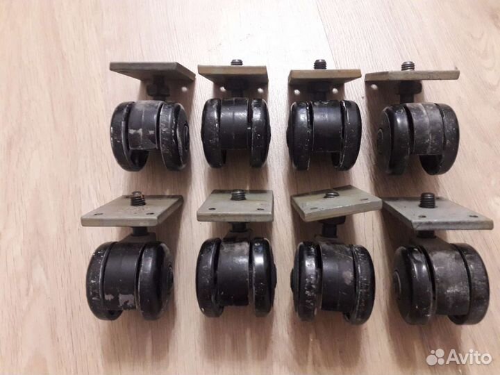 Колёсики поворотные от советских кресел