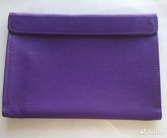 Кожаный чехол для планшета на магнитах фиолетовый