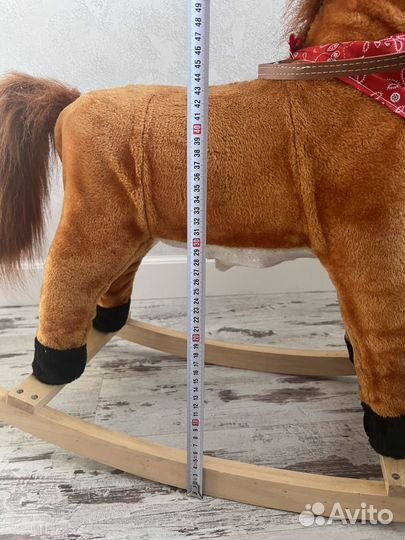 Детская качалка лошадь