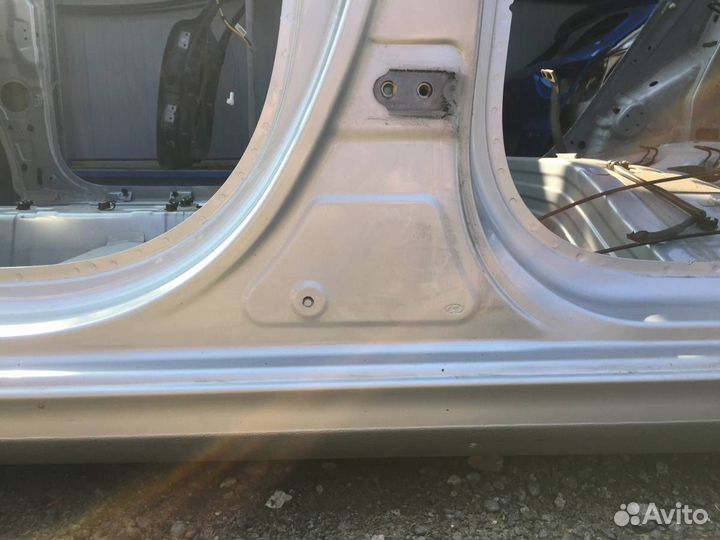 Порог со стойкой левый Hyundai Solaris