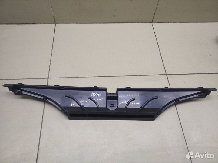 Дефлектор воздушный Hi Lux 2015