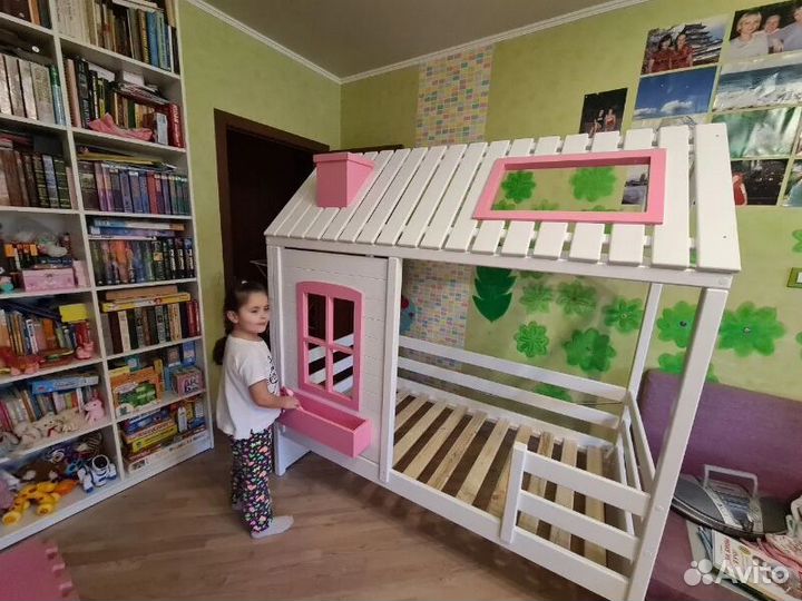 Детская кровать домик