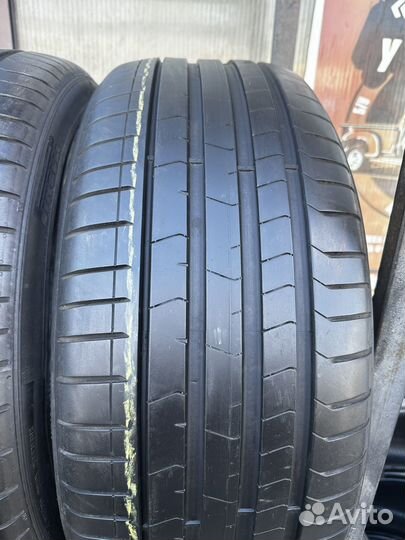 Pirelli P Zero PZ4 245/35 R20 95Y