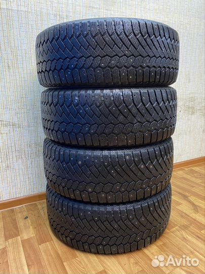 Gislaved Nord Frost 200 SUV ID 235/55 R17