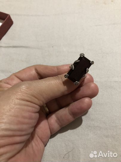 Серебряное кольцо