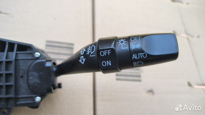 Переключатели под рулевые Honda elysion