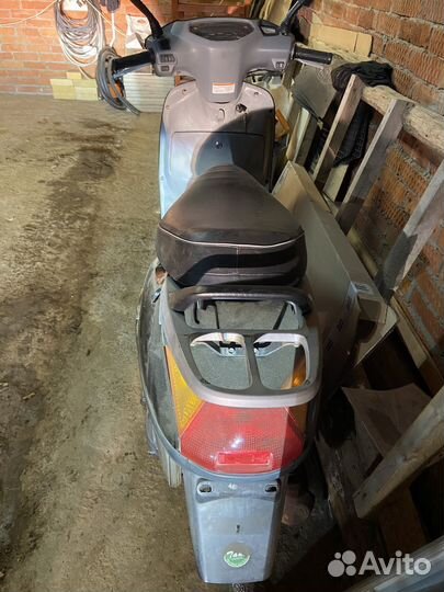 Мопед скутер honda lead