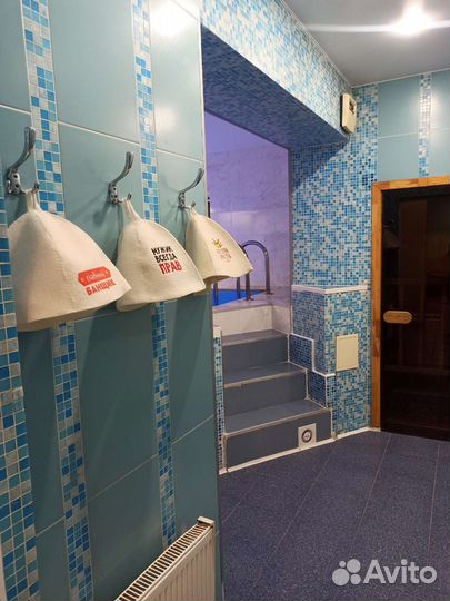 Семейная баня с тёплым бассейном и караоке