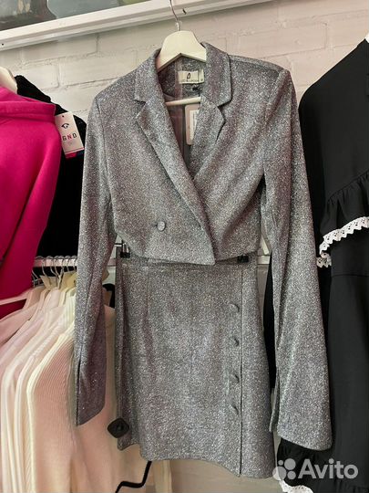 Женский костюм