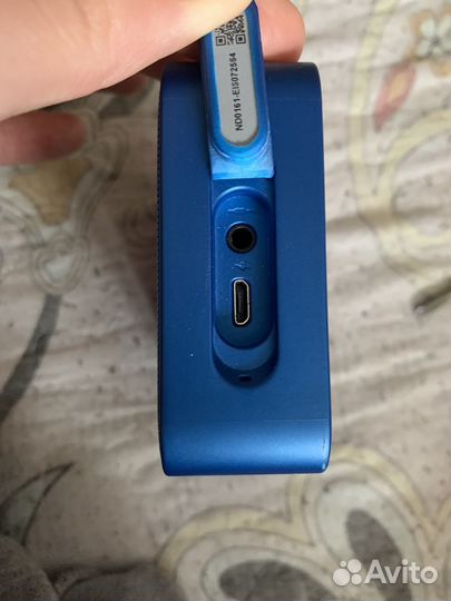 Портативная колонка jbl