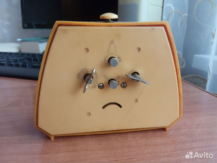 Часы Витязь