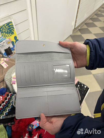 Женские кошельки