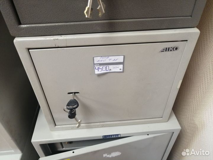 Сейф aiko T-28