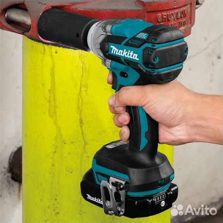 Гайковерт аккумуляторный Makita DTW 285 Z