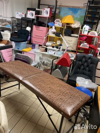 Массажный стол