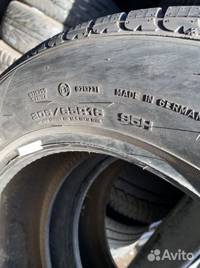 Goodyear UltraGrip 8 Performance 205/65 R16