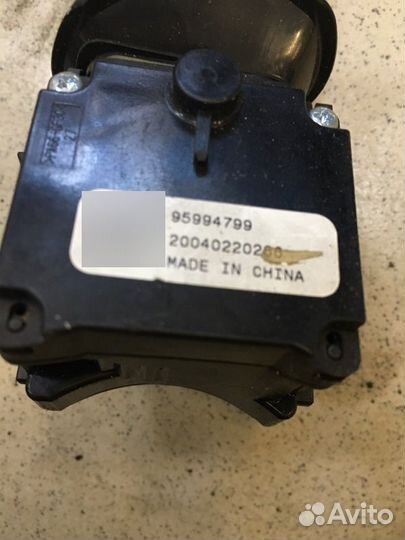 Подрулевой переключатель правый Chevrolet Cruze