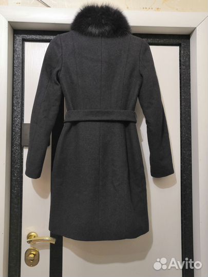 Пальто женское зимнее 42р