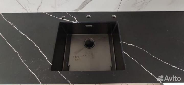 Столешницы и подоконники из искусственного камня