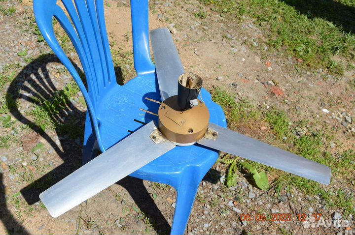 Потолочный вентилятор