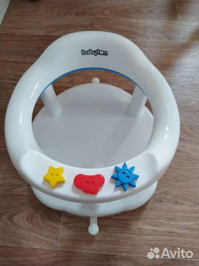 Стульчик для купания в ванной