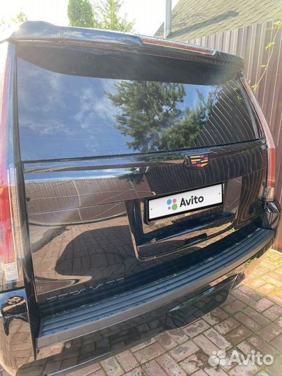 Cadillac Escalade AT, 2019, 95 000 км